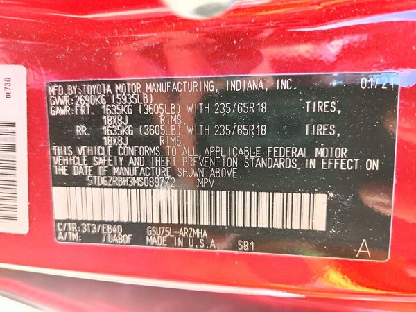 2021 TOYOTA HIGHLANDER XLE