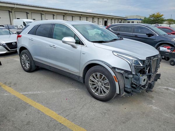 2017 CADILLAC XT5 Luxury
