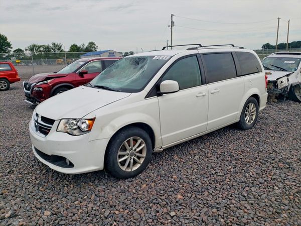 2018 DODGE CARAVAN SXT — Front 3/4