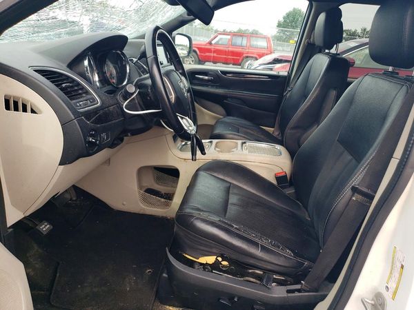 2018 DODGE CARAVAN SXT — DENT