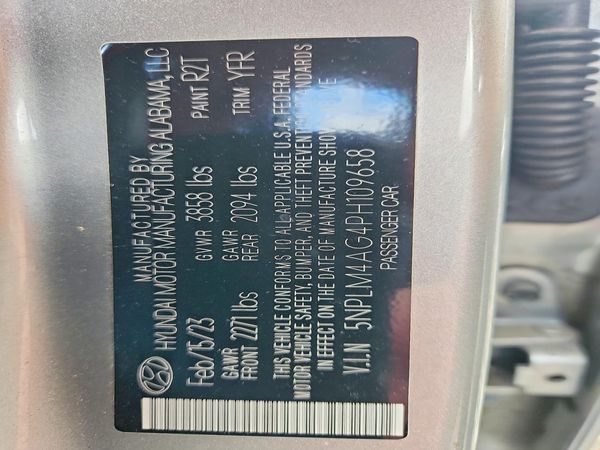 2023 HYUNDAI ELANTRA