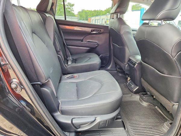 2020 TOYOTA HIGHLANDER Limited