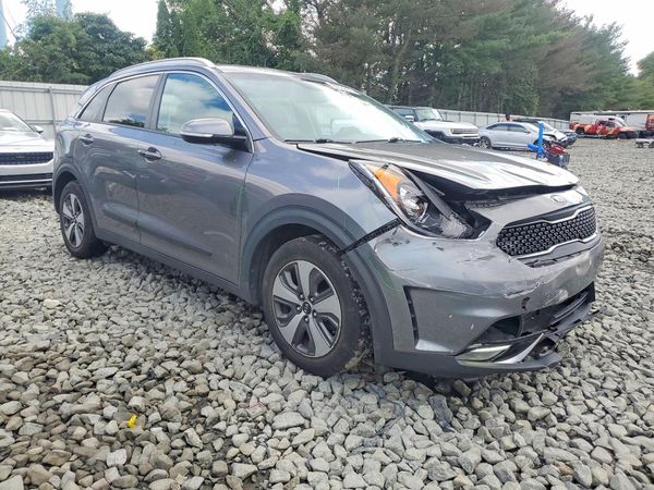 2017 KIA NIRO