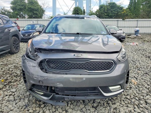 2017 KIA NIRO