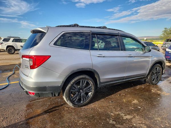 2021 HONDA PILOT SE