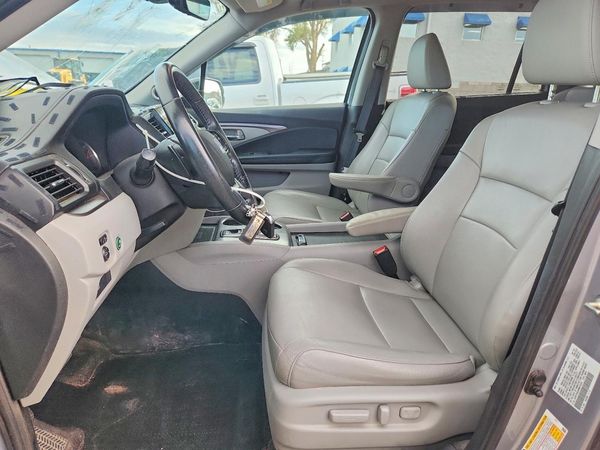 2021 HONDA PILOT SE