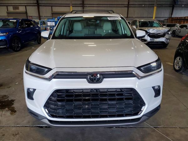 2025 TOYOTA GRAND HIGHLANDER