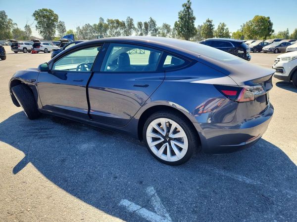 2022 TESLA MODEL 3