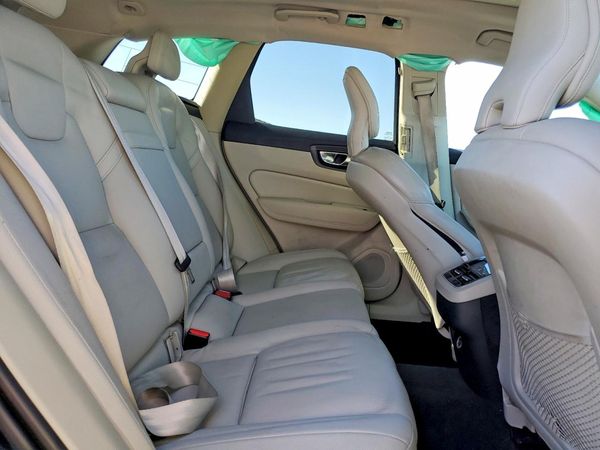 2019 VOLVO XC60 Inscription
