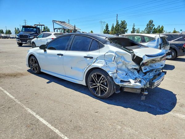 2025 TOYOTA CAMRY