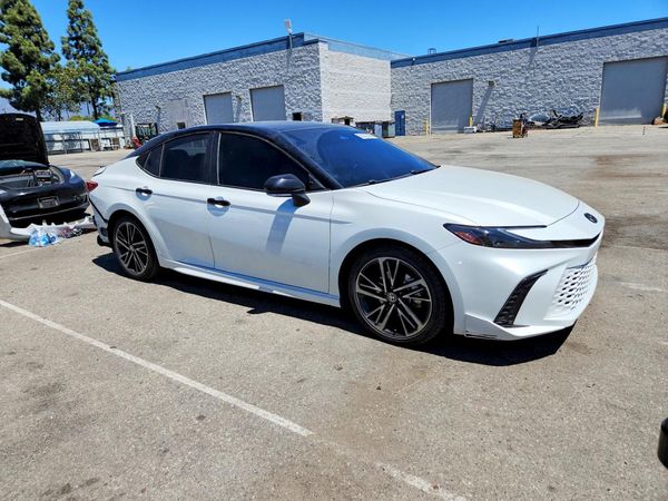 2025 TOYOTA CAMRY