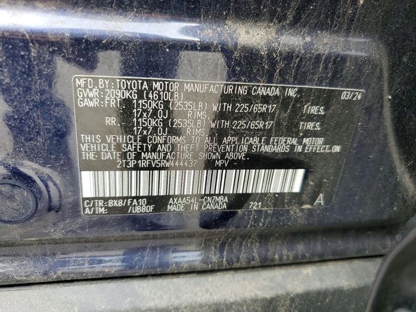 2024 TOYOTA RAV4 XLE