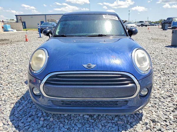 2017 MINI COOPER