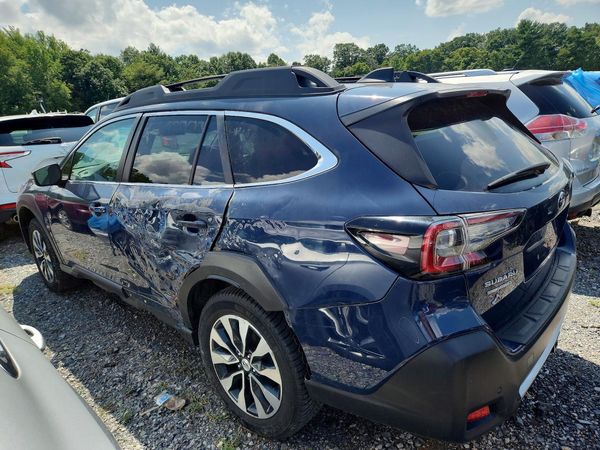 2023 SUBARU OUTBACK Limited