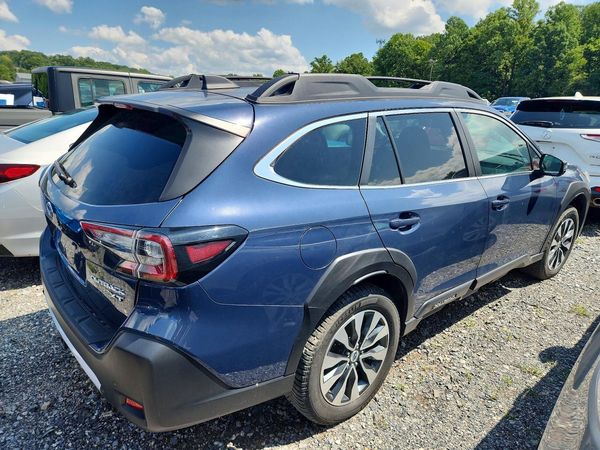 2023 SUBARU OUTBACK Limited