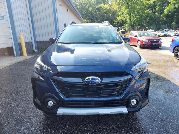 2023 SUBARU OUTBACK Limited