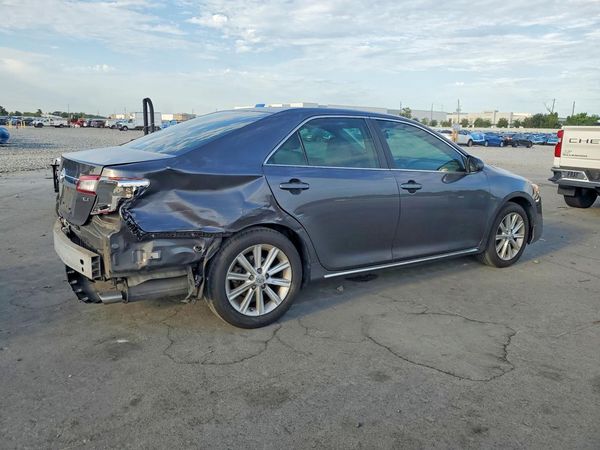 2013 TOYOTA CAMRY
