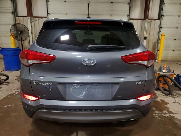2016 HYUNDAI TUCSON