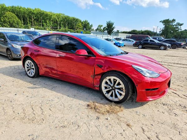 2021 TESLA MODEL 3