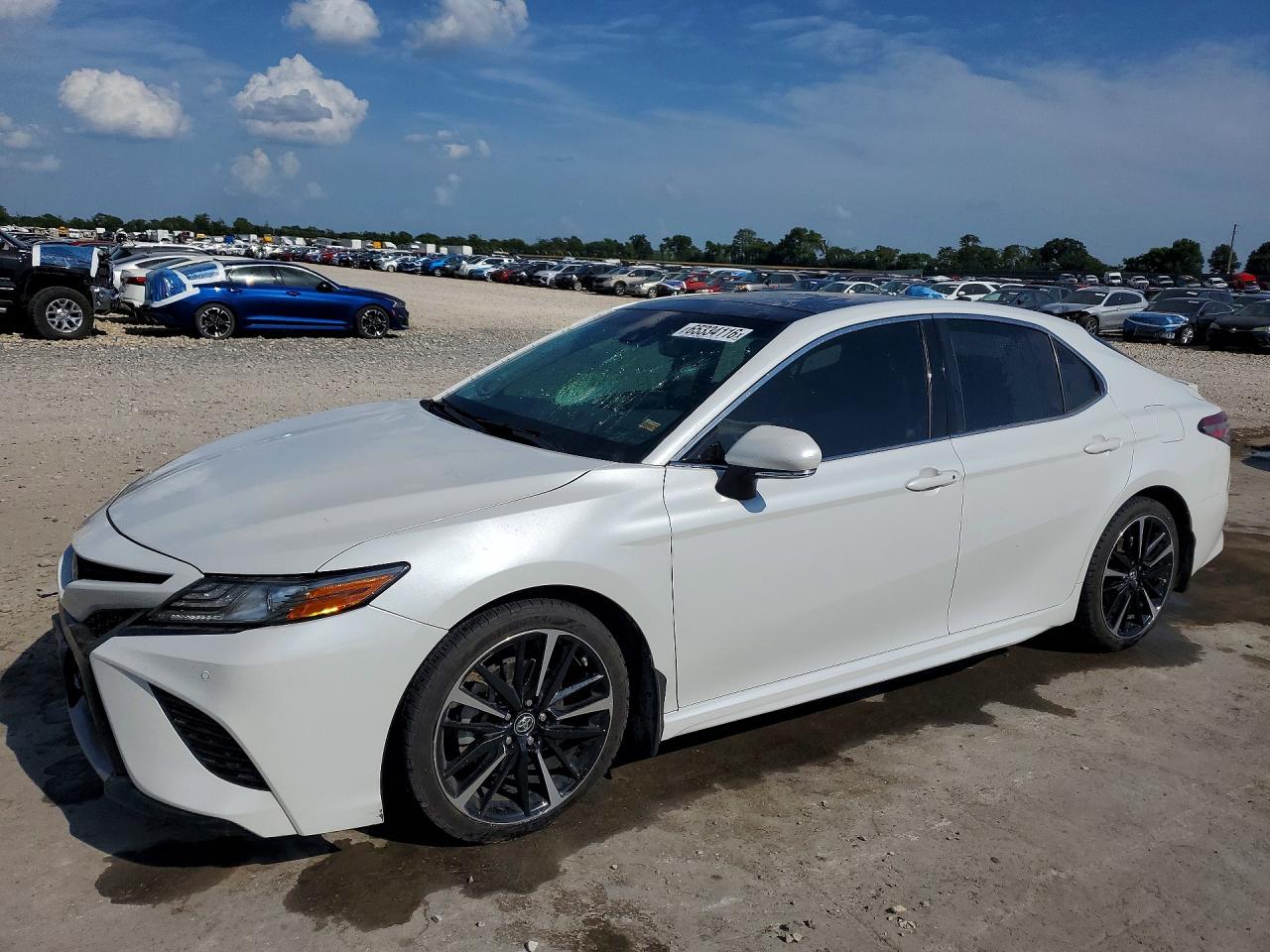 2018 TOYOTA CAMRY