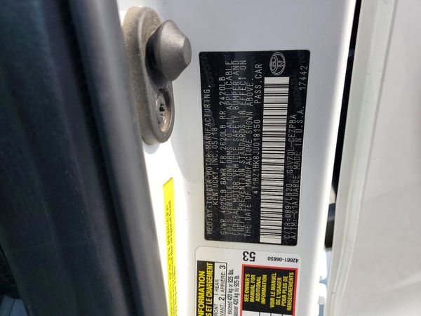 2018 TOYOTA CAMRY