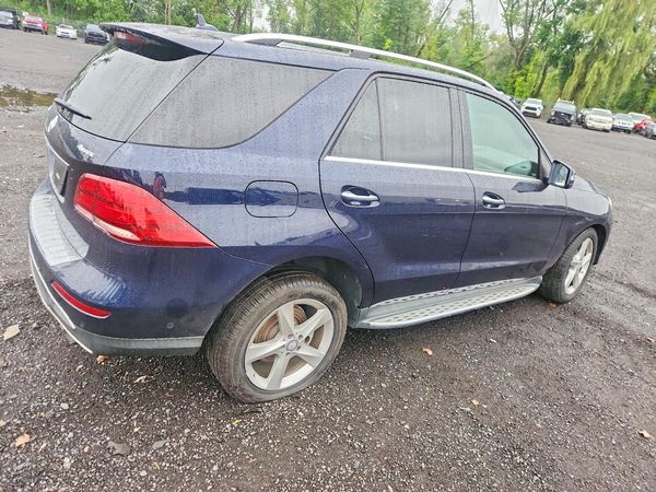 2017 MERCEDES-BENZ GLE