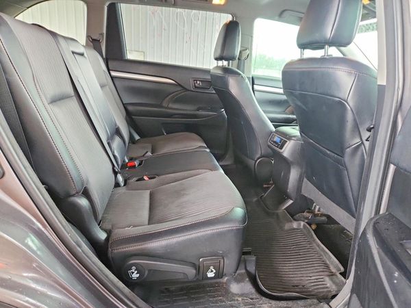 2018 TOYOTA HIGHLANDER LE/LE Plus