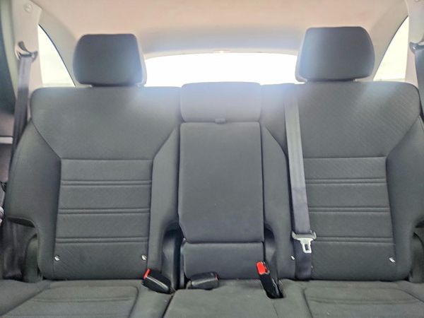 2016 KIA SORENTO L / LX