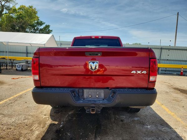 2014 RAM 1500 ST QUAD CAB 4X4
