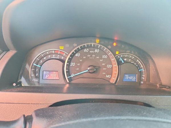 2012 TOYOTA CAMRY