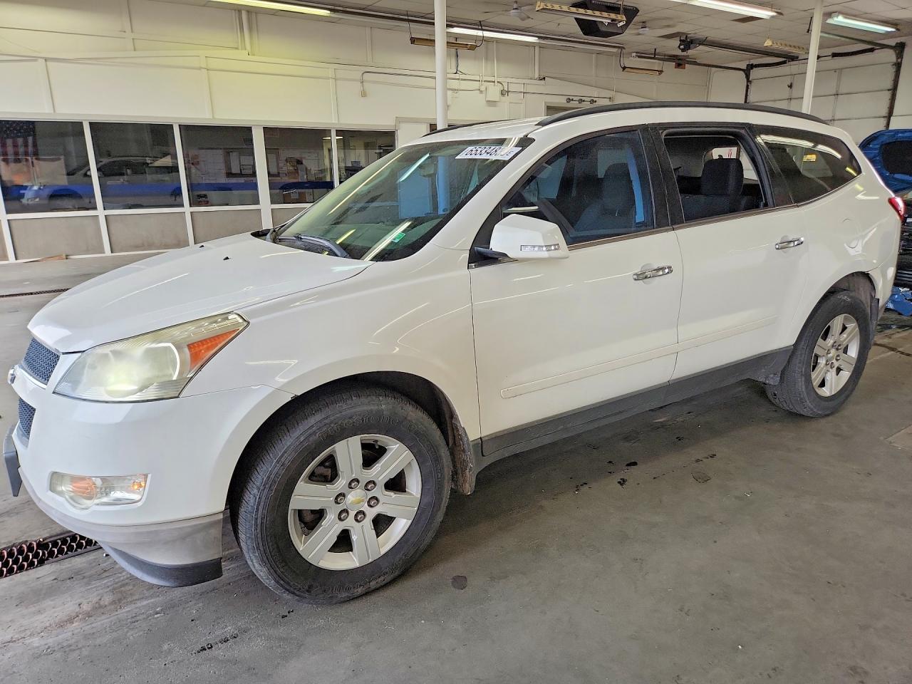 2012 CHEVROLET TRAVERSE LT — Front 3/4
