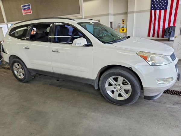 2012 CHEVROLET TRAVERSE LT — Passenger 3/4