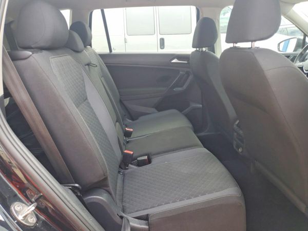 2021 VOLKSWAGEN TIGUAN S