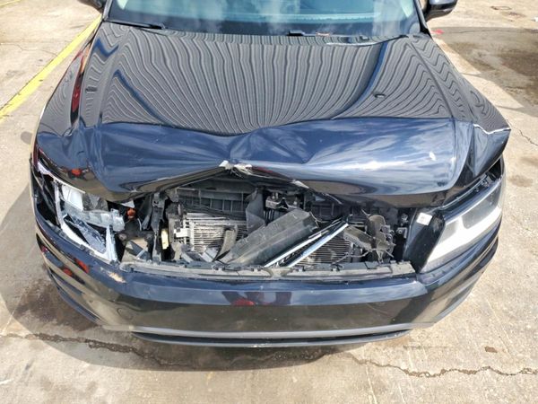2021 VOLKSWAGEN TIGUAN S