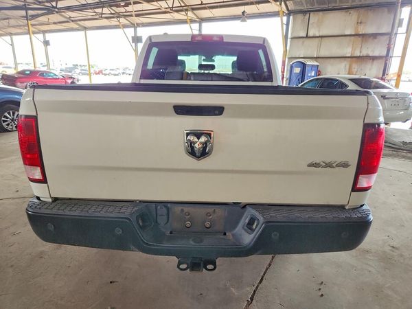 2018 RAM 1500 ST