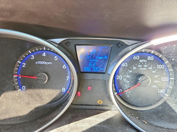 2012 HYUNDAI TUCSON GLS