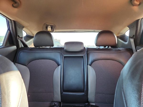 2012 HYUNDAI TUCSON GLS