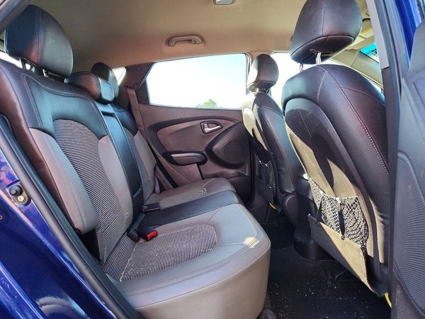 2012 HYUNDAI TUCSON GLS