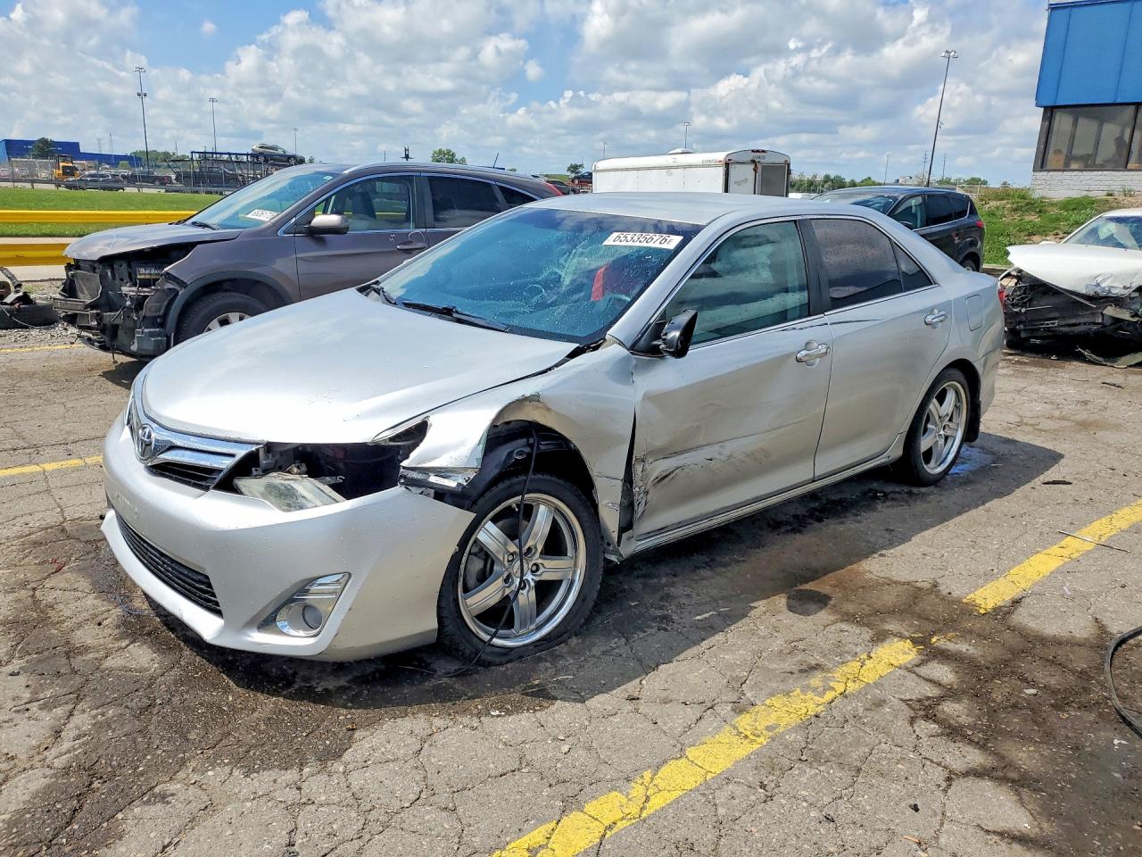 2012 TOYOTA CAMRY