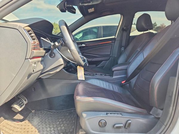 2023 VOLKSWAGEN JETTA Autobahn