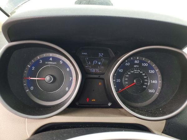 2016 HYUNDAI ELANTRA