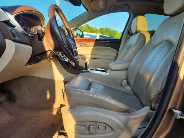 2016 CADILLAC SRX Luxury