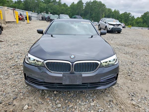 2019 BMW 530XE xDrive