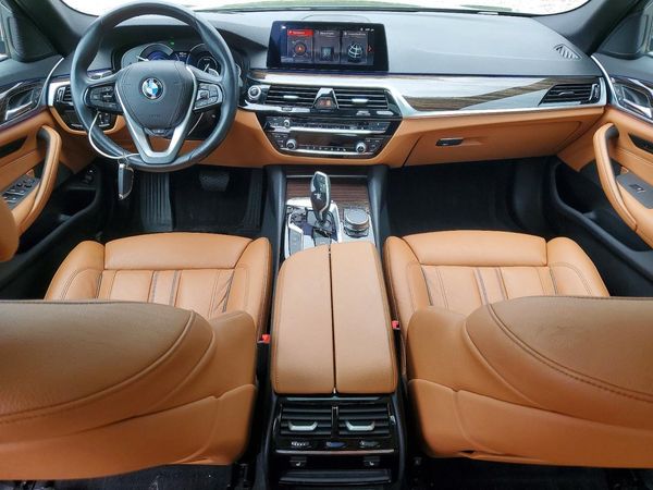 2019 BMW 530XE xDrive