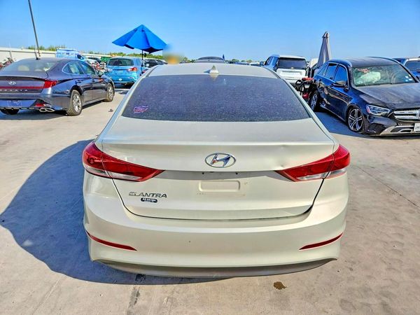 2017 HYUNDAI ELANTRA