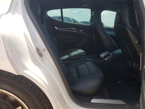 2012 PORSCHE PANAMERA Base (2WD), 4 (4WD)