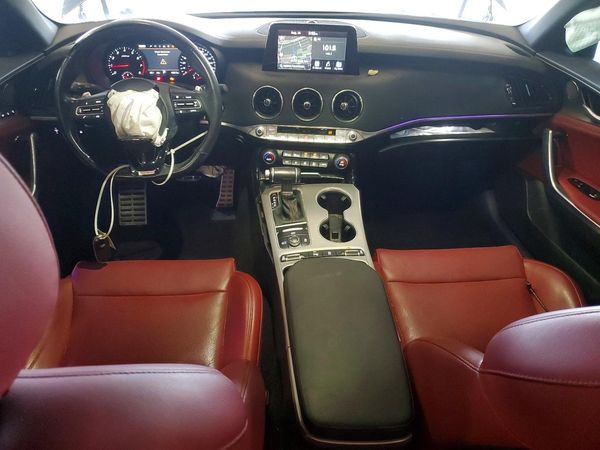 2020 KIA STINGER GT1