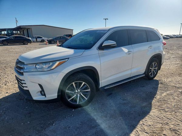 2017 TOYOTA HIGHLANDER SE/XLE