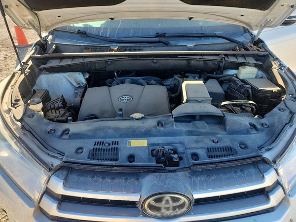 2017 TOYOTA HIGHLANDER SE/XLE