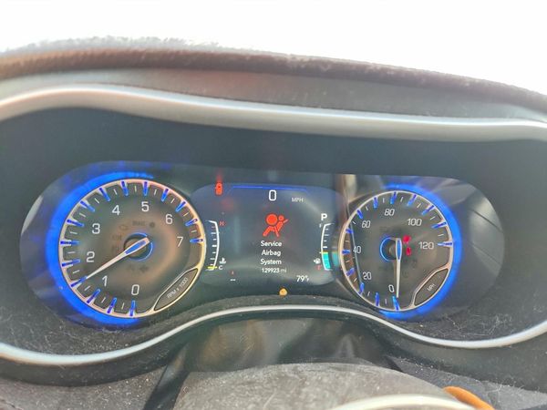 2021 CHRYSLER PACIFICA